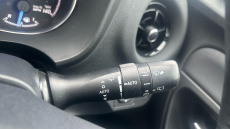 Toyota Yaris 1.5 VVT-i Design 5dr Petrol Hatchback